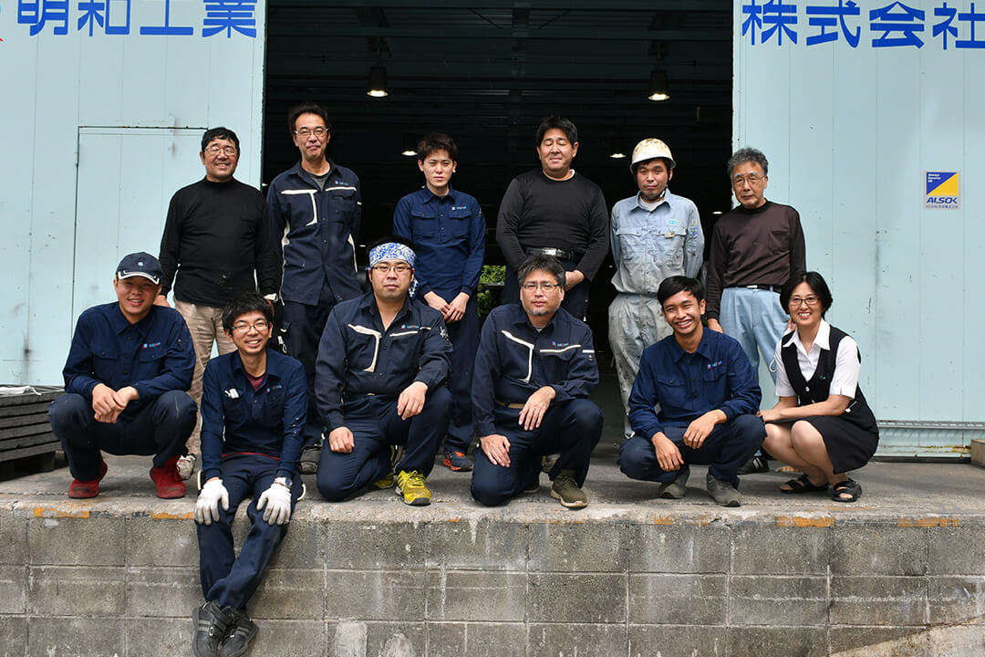 横須賀事業所・工場社員の写真
